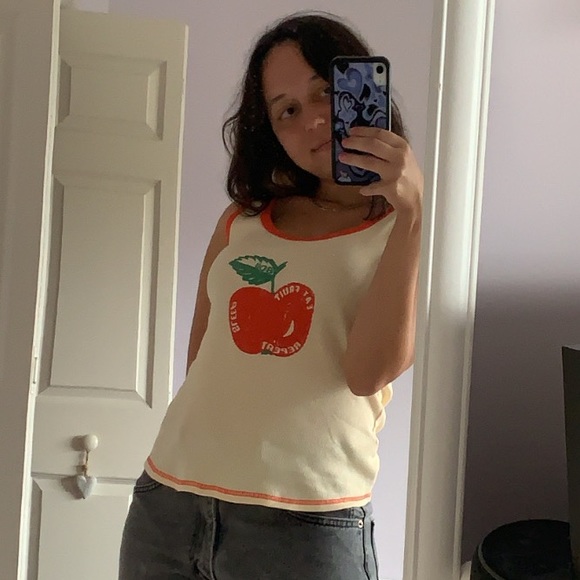 Meet your Posher, Emma - Picture 1 of 1